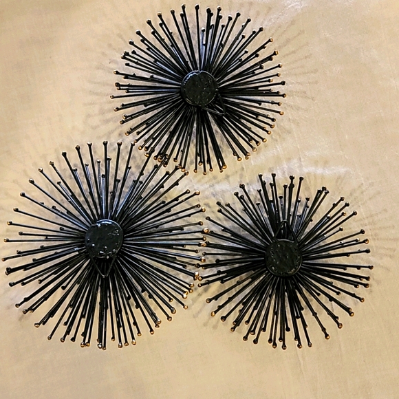 Metal Starburst 3Black Spiked Radial Pattern Decor - Picture 2 of 5